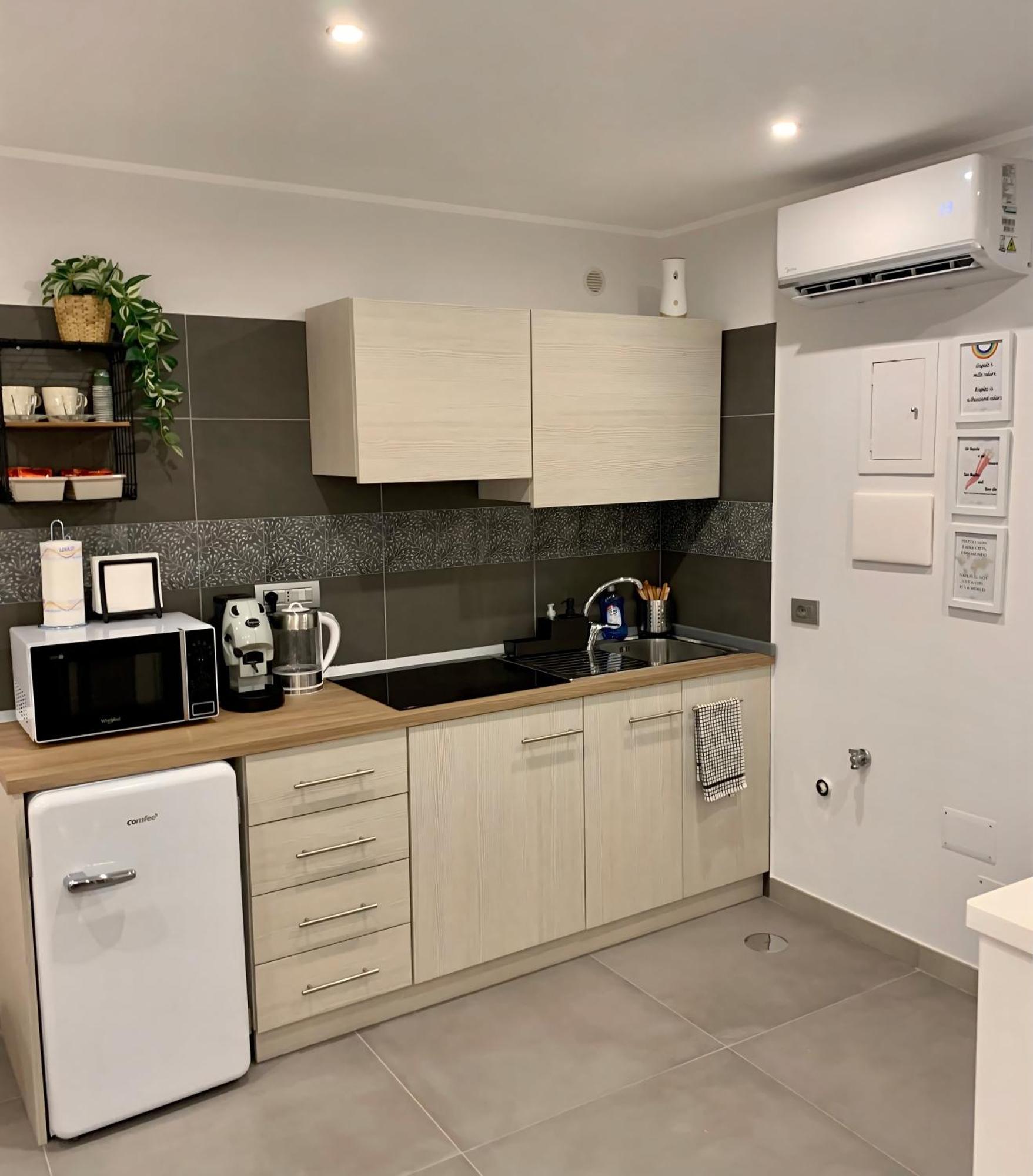 Casa E Bottega 41 Apartment Наполи Екстериор снимка